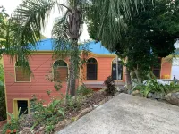Southern Exposure 3 bedroom / 3 bath villa