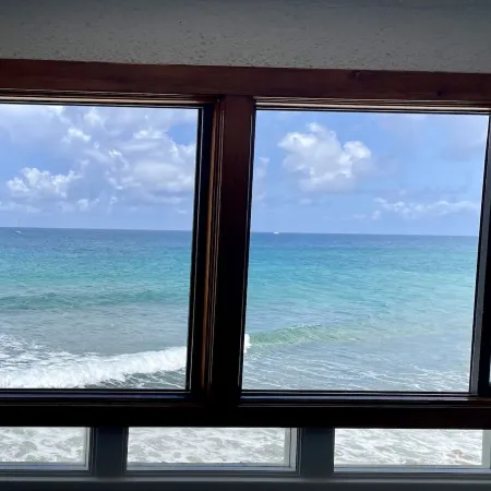 1BR/1BA New Oceanside Condo