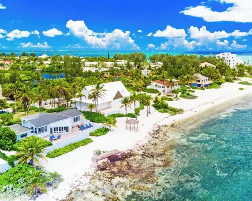 Moon Glow DREAMY 2BR OCEANFRONT VILLA WITH PRIVATE BEACH, Kayak, Snorkeling Hotels in Rum Point