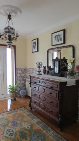 Refúgio de Selores Отели рядом с достопримечательностью «Estação da Biodiversidade do Parque Molinológico»