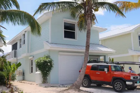 Treasure Cay, Palm Bay 7, Anchorage Drive