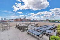 Chic 1 bed Apt + Rooftop & Gym - Downtown Stamford