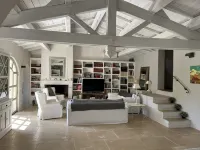 Mas Familial Face au Pic Saint Loup Avec Piscine Chauffée et Jacuzzi Extérieur