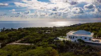 Coral Bay Chateau - Luxury Villa in Treasure Beach
