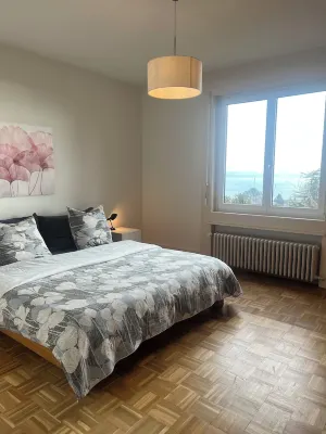Nice Apartment, lake view, 3 bedrooms, Floor 1 Hotels near Objet d‘art super créatif