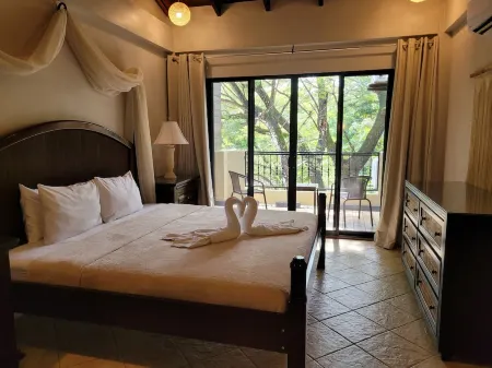 4th floor Apartment - 2 minutes walking distance to the beach!