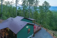 Lazy Bear Cabin with Gameroom access