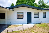 Stunning Modern Oasis in Tampa with Pool - Just 5 Minutes from Airport!