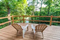 Unwind & Refresh at Memories Made Cabin