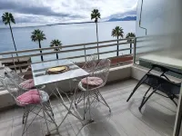 Face mer Tout Confort Avec Clim , Wifi , Internet. Situation Exceptionnelle Hotels in Juan-les-Pins