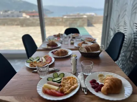 Solis Giselle Hotel Отели рядом с достопримечательностью «Vlora Old Town»