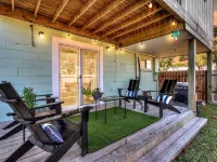 Vintage Art Studio 1 Bedroom Home