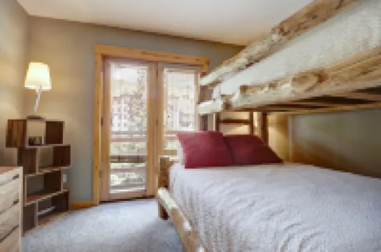 이 콘도에서 볼 수 있는 놀라운 전망 - TM325 레드어닝 제공