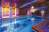 Mała Anglia Deluxe Rooms & Spa - ที่มีสระว่ายน้ำ