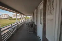 Avon Cottages