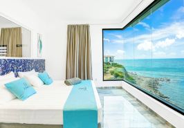 Condostmaarten by the Sea