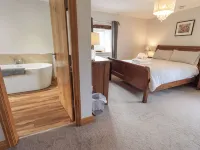 Satterthwaite Farmhouse - Sleep 8 Hotels in Torver