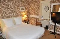 Hôtel de France Hotels in Saint-Jean-le-Comtal