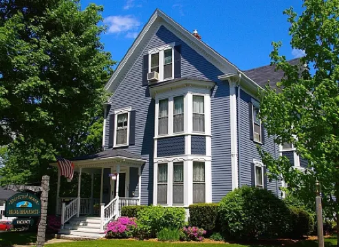 Brewster House Bed & Breakfast