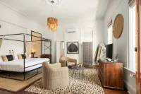 Marreros Guest Mansion - Adult Only - Bed and Breakfasts