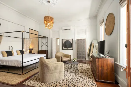 Marreros Guest Mansion - Adult Only Отели рядом с достопримечательностью «Ки-Уэст Баттерфлай энд Нейчер Консерватори»