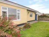 Merlin's Retreat Hotels in Tintagel