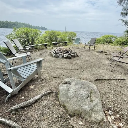Paradise Point Limit 10 Cottage Отели в г. Каско