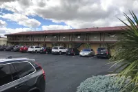 Country Inn Listowel - Pysäköinti