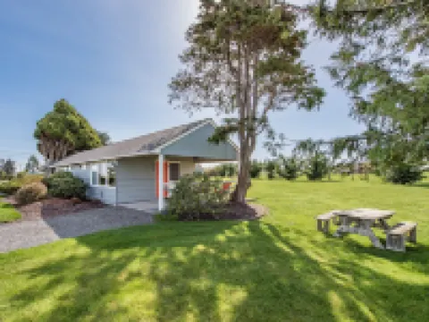 Dungeness Bay Cottages Hotels in Sequim