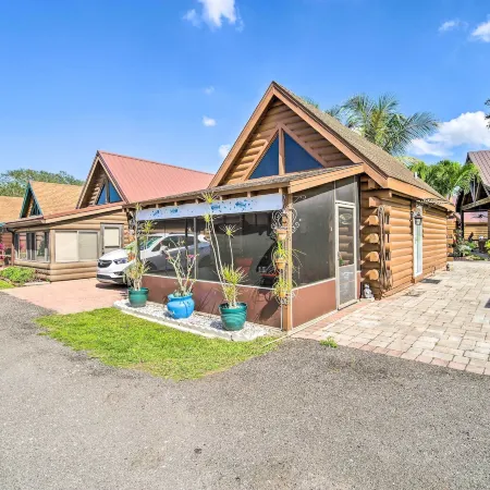 Okeechobee Cabin in Waterfront Community w/ Dock!