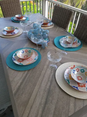 Ocean Views - Comfy Family Home Sleeps up to 10 - Wow