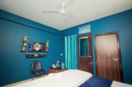 Hotel Spark Inn || Near Motherhood Hospital