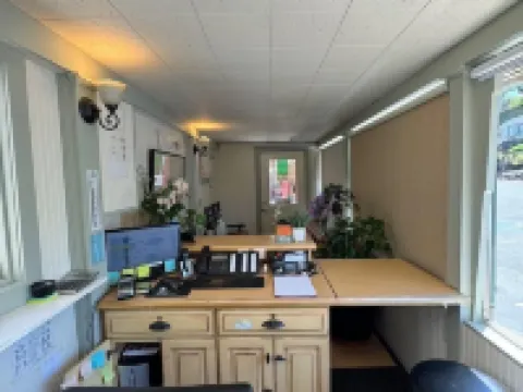 Rugged Country Lodge Hotels in Pendleton