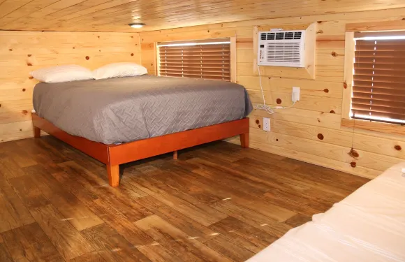 霍爾布魯克科雅酒店