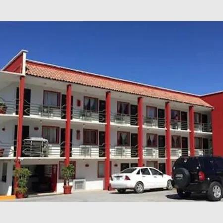 Hotel Descanso Inn