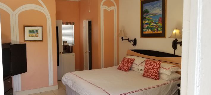 Towne Hotel โรงแรมในแนสซอ