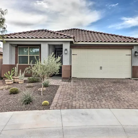 Private Pool: Stunning Goodyear Vacation Rental!