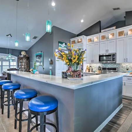 Florida Family Home w/ Dock on Saw Mill Lake!