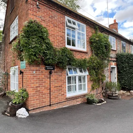 Ferryman`s Cottage at the Beetle & Wedge