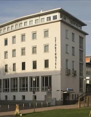 Stadthotel Kassel Hotels near Obelisk des Künstlers Olu Oguibe (documenta 14)