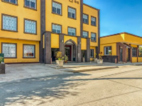 Monte Salerno Hotel & Suites Hoteles en Montemorelos