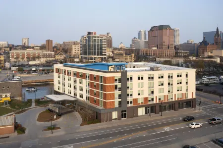 Aloft Milwaukee Downtown