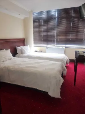 Vmcc Hotels in Orchards
