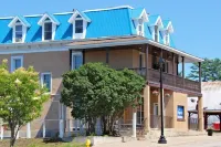 Le Voyageur Inn