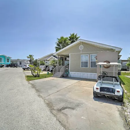 Deck & Pool Access: Long Island Village Escape!