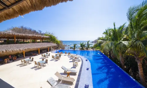 Coral Blue Huatulco All Inclusive