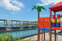 Blue Sea Hotel - Beach
