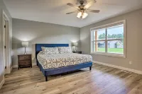 Heart of Black Hills Home by Mickelson Trail! - parking