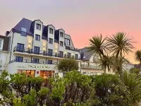 Hôtel & Spa Face À la Mer Hotels in 