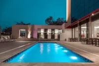 Carnaval Hotel Casino - piscina
